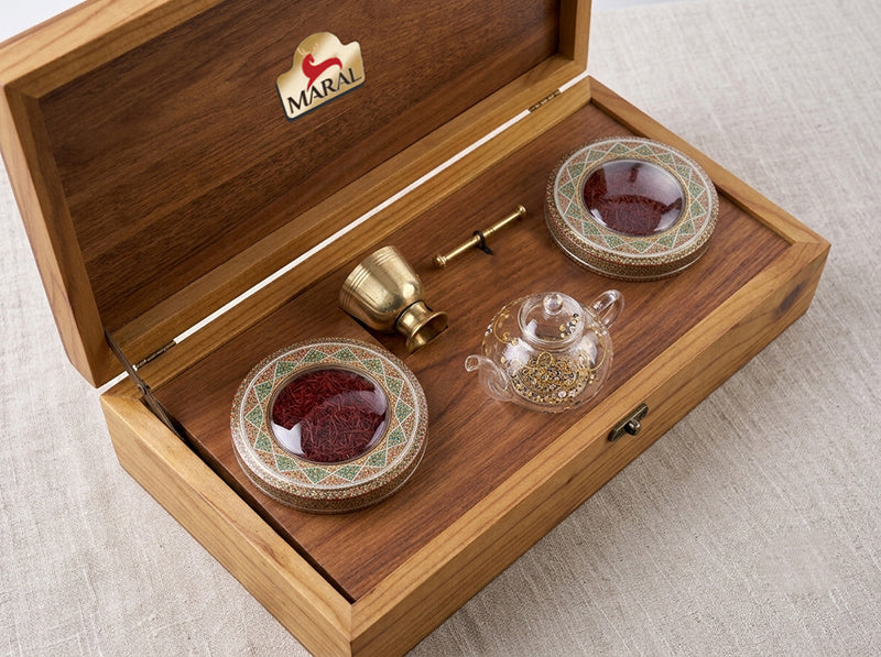 MARAL Wooden Saffron Gift Set – 8g (2 × 4g)
